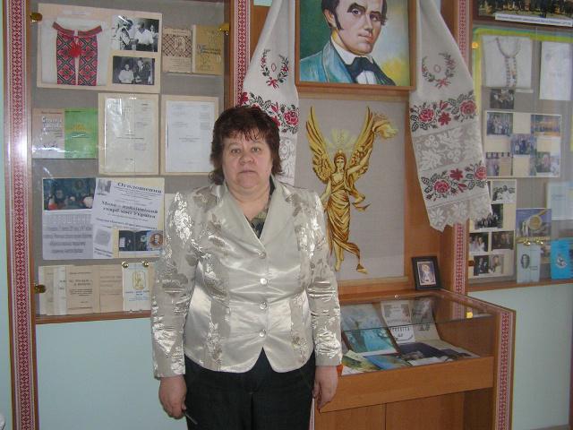 Катерина Сичик, заступник начальника управління освіти, голова міського об’єднання товариства «Просвіта»