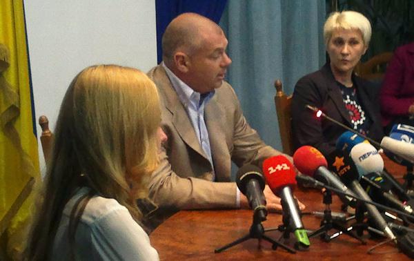Зоя Казанжи під час прес-конференції разом із очільником області Ігорем Палицею