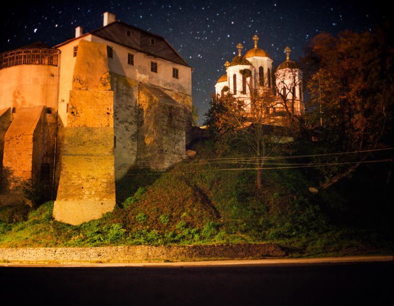 Острозький замок<br />
Фото: Андрій Волгін