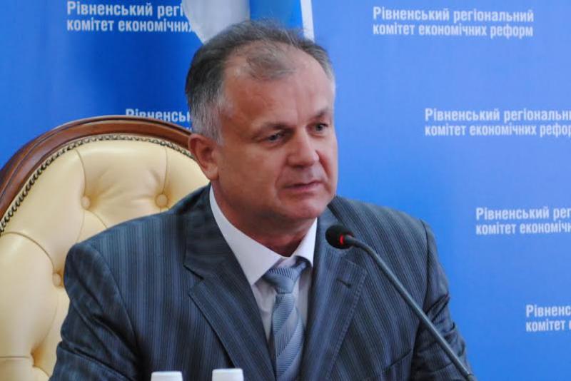 Мешканці північних районів запевняють, що саме екс-губернатор Рівненщини Василь Берташ довгий час кришував незаконний видобуток бурштину